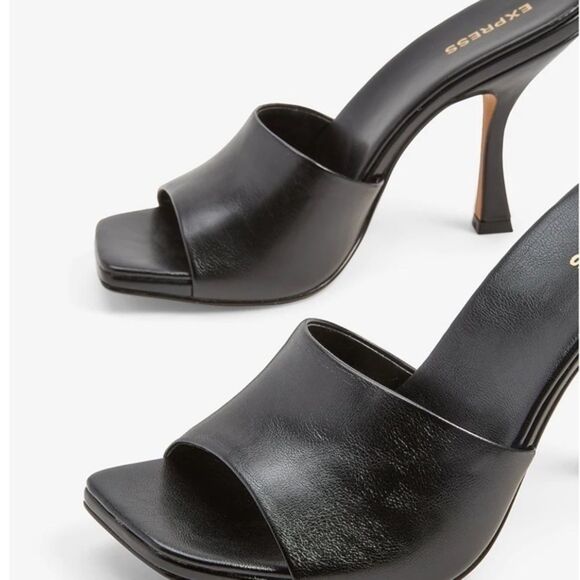 Square Toe Mid Heeled Sandals size 9 Womens express shoes sneaker pumps heels. - Picture 1 of 2